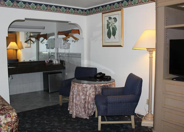 Best Whittier Inn