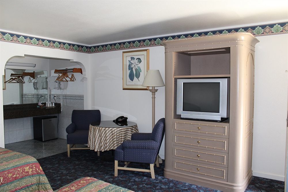 Motel Best Whittier Inn