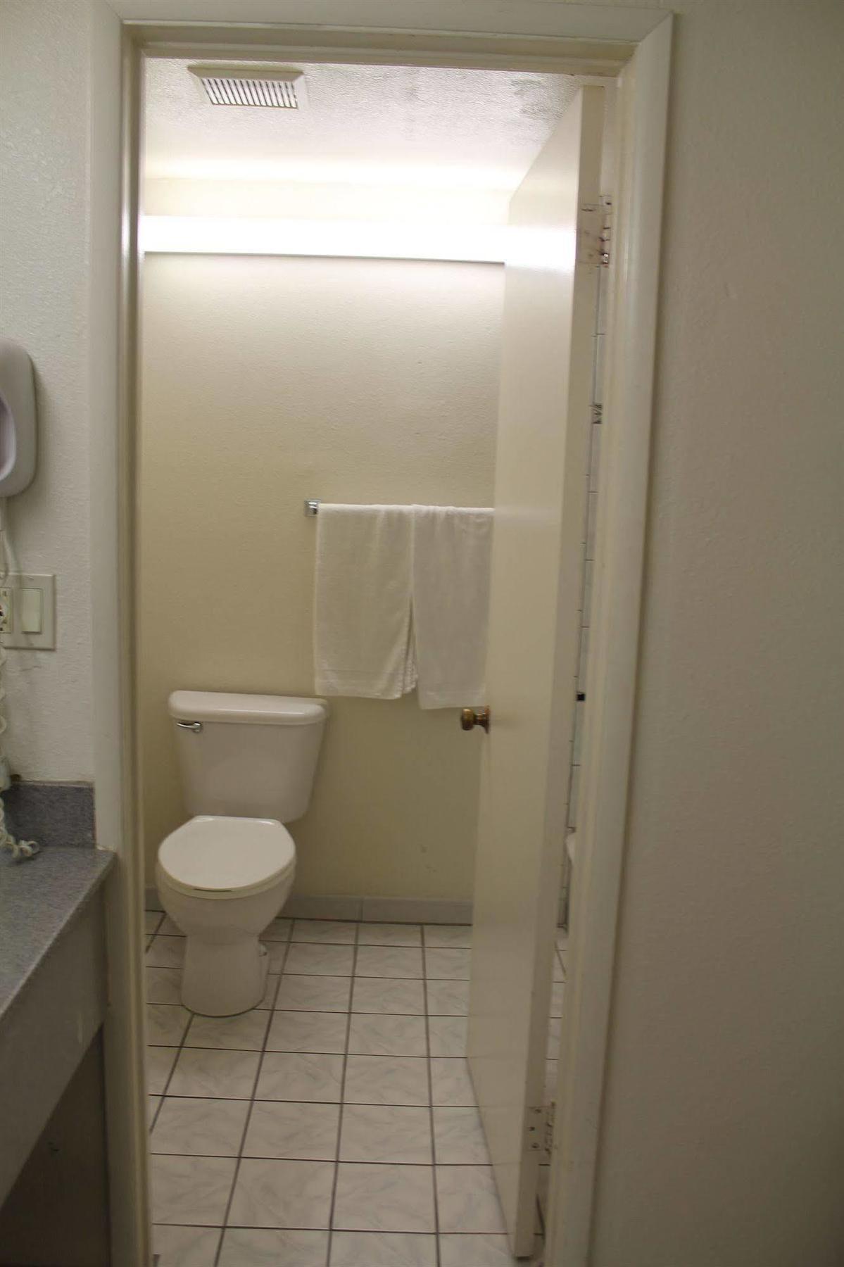 Motel Best Whittier Inn